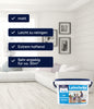 Ein helles, modernes Wohnzimmer mit einer weißen Couch und Wandkunst. Text-Highlights plid Latexfarbe scheuerbeständig & hochdeckend innen: matt, pflegeleicht, stark haftend, deckt ca. 30m². Im Vordergrund ist eine Wanne abgebildet.