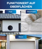 Ein deutsches Schild mit der Aufschrift Funktioniert auf Oberflächen zeigt drei Bilder: eine verputzte Wand (Putz), Mauerwerk mit aufgetragener Silikon Fassadenfarbe - Anstreichset und eine Betongarage, alle mit Abdeckvlies verputzt.